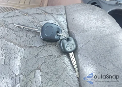 2005 Toyota Sequoia Sr5 V8 z USA, uszkodzony, nr VIN 5TDBT44A65S247053